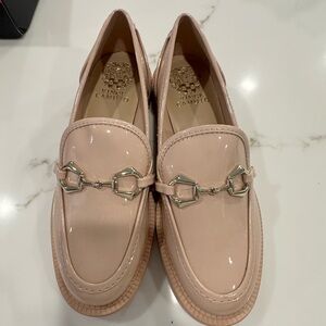 Vince Camuto Light Blush Patent Loafers Silver Bit Detail Size 7
